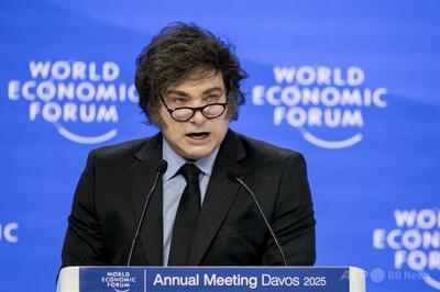 敬礼騒動でマスク氏擁護 「ウォーキズム」批判 アルゼンチン大統領