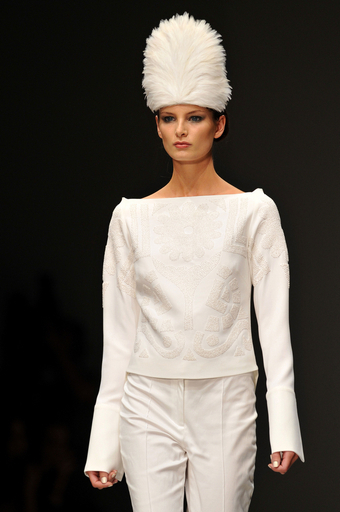 ＜12年春夏ロンドンコレクション＞オスマン