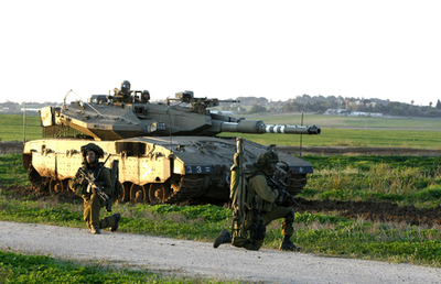 地上進攻前に兵士の携帯電話没収、イスラエル軍