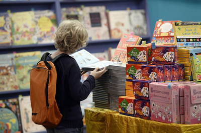 児童書に「ブタ」使用は侮辱的？英大出版局の禁止通達に批判