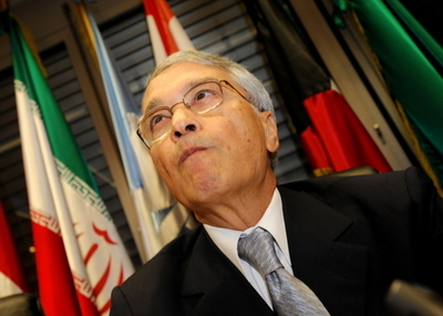 OPEC議長、臨時総会で大幅減産の必要性を表明