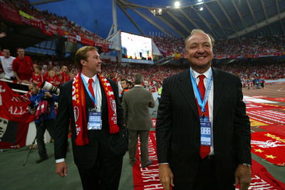 ＜サッカー 欧州チャンピオンズリーグ＞リバプールのオーナーが試合会場に到着