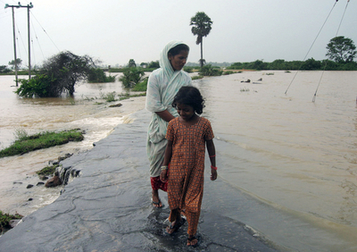 洪水や土石流による死者総数が18人に - スリランカ