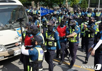 韓国警察、男性・女性混成の機動隊増設…上半期に18部隊追加