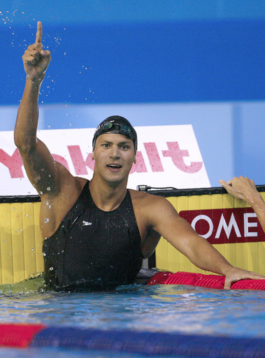 メルーリ 18か月の出場停止と世界水泳の金メダル剥奪