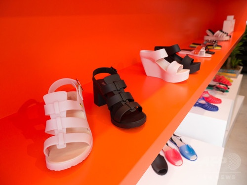 メリッサ 日本初旗艦店を原宿にオープン 写真21枚 ファッション ニュースならmode Press Powered By Afpbb News