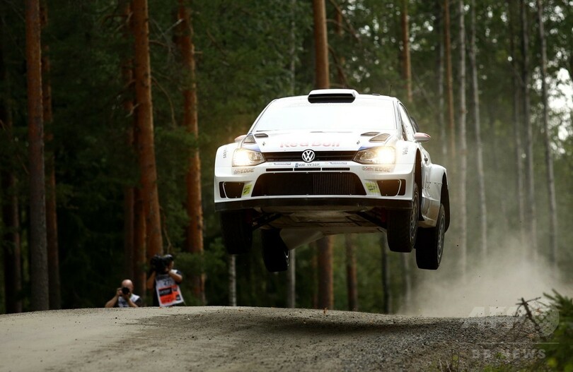 ラトバラが3勝目、オジェとのポイント差縮める ラリー・フィンランド