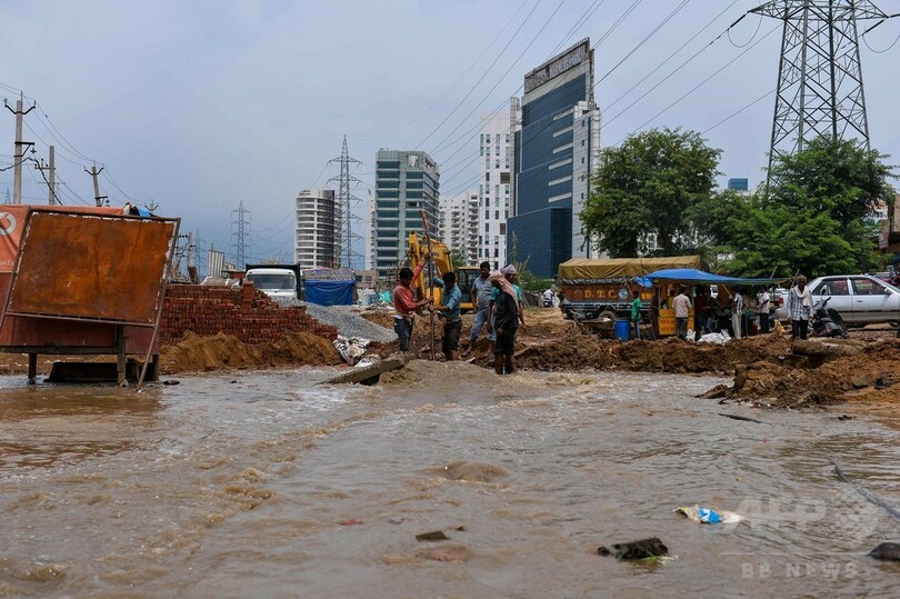 インド各地でモンスーンの豪雨被害、洪水により50人以上死亡