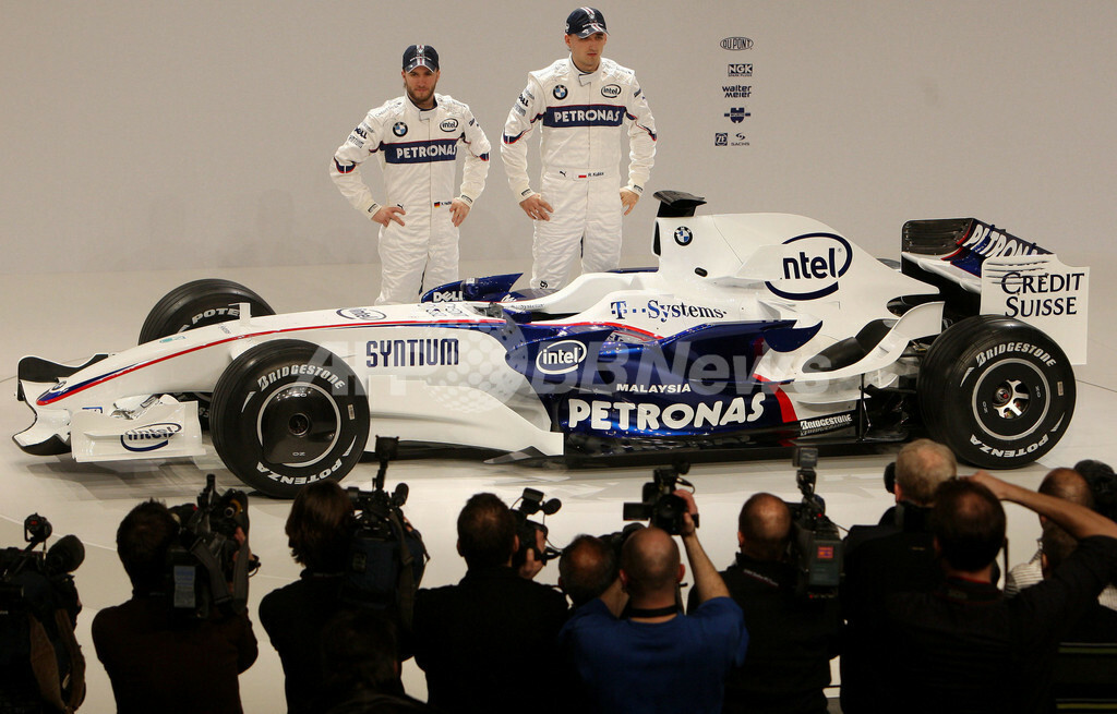 BMWザウバー 2008年用ニューマシン「F1.08」を発表 写真8枚