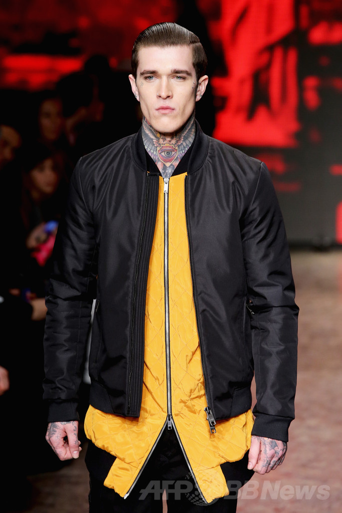 ＜14/15年秋冬NYコレクション＞DKNY