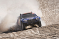 ダカールラリー2010（%%Dakar Rally 2010%%）第7ステージ（イキケからアントファガスタ、競技区間600キロメートル（総距離641キロメートル））。5時間41分29秒を記録し、四輪部門でステージ優勝したフォルクスワーゲン（%%Volkswagen%%）のナサール・サレー・アルアティヤ（%%Nasser Saleh al-Attiyah%%）。（2010年1月8日撮影）(c)AFP/Martin BERNETTI