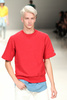 15年春夏「メルセデス・ベンツ ファッション・ウィーク 東京（Mercedes-Benz Fashion Week TOKYO）」で新作を発表したミスター・ジェントルマン（MR.GENTLEMAN）（2014年10月18日撮影）。(c)AFPBB News/JFWO/MBFWT