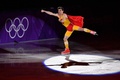平昌冬季五輪、フィギュアスケートのエキシビションに臨むハビエル・フェルナンデス（2018年2月25日撮影）。(c)AFP/Mladen ANTONOV
