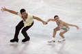 14-15フィギュアスケートグランプリ（GP）シリーズ開幕戦スケート・アメリカ（Skate America 2014）、ペア・フリースケーティング（FS）。演技に臨むへイヴン・デニー（Haven Denney）/ブランドン・フレイジャー（Brandon Frazier）組（2014年10月26日撮影）。(c)AFP/Getty Images/Jonathan Daniel