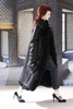 都内の在日スペイン大使館で開催された「LOEWE and JUNYA WATANABE COMME des GARçONS」のショー。(c)LOEWE and JUNYA WATANABE COMME des GARçONS