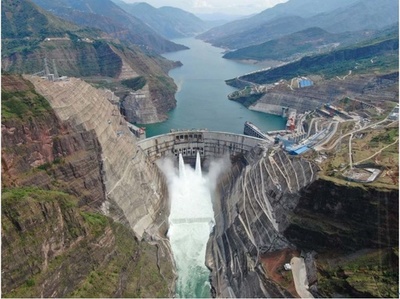世界最大の単基容量の水力発電所、最初のユニットが稼働開始 中国