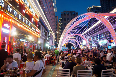 中国の消費、飲食が前年比9.4%増の33兆円に 19年上半期