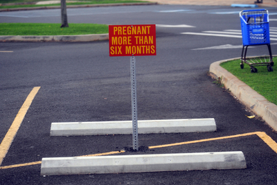 「6か月以上の妊婦限定」パーキング、ハワイ