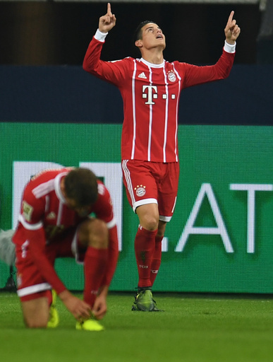 ハメスが移籍後初ゴール、バイエルンは今季初の首位浮上