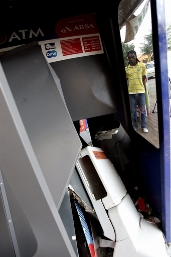 南ア・ヨハネスブルクでATM爆破事件が急増