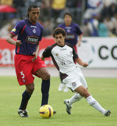 オルメド ホームでラヌースに先勝