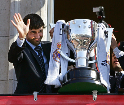 レアル・マドリード 市議会で優勝報告会