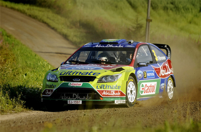 ヒルボネン デイ1終えて首位に立つ、ラリー・フィンランド