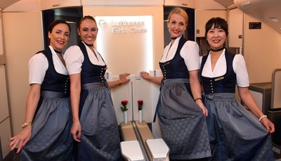 独ルフトハンザ航空、民族衣装でオクトーバーフェスト盛り上げ