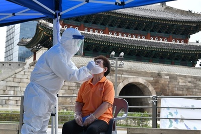 韓国、新規コロナ感染166人、首都圏で拡大 対策再び強化