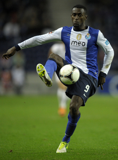 FCポルト、アカデミカ・コインブラを振り切り勝利