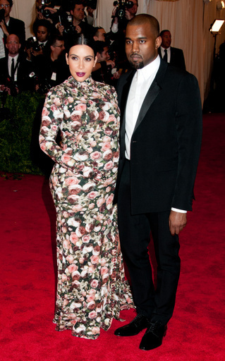 キム・カーダシアン、出産費用は総額で1億円以上に？！