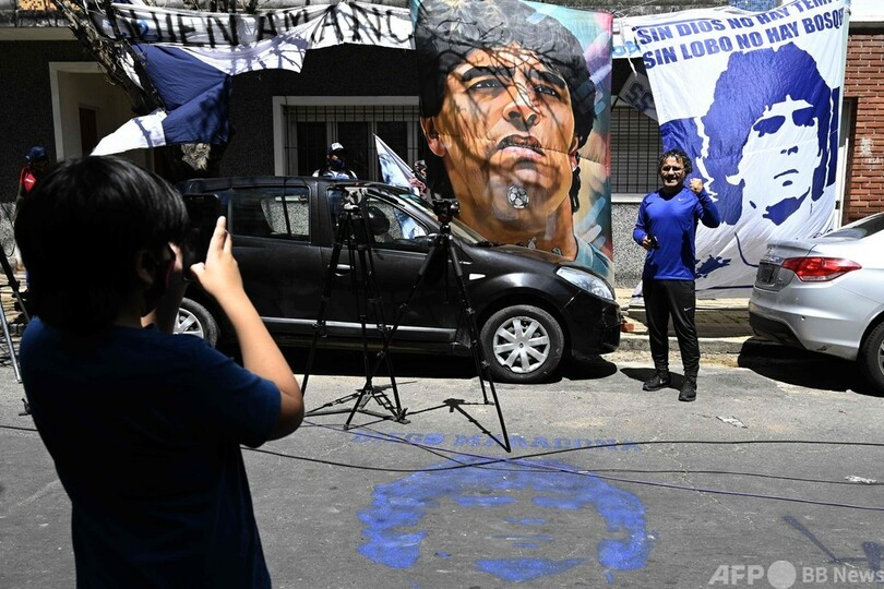 マラドーナ氏、脳手術へ 検査で血腫見つかる