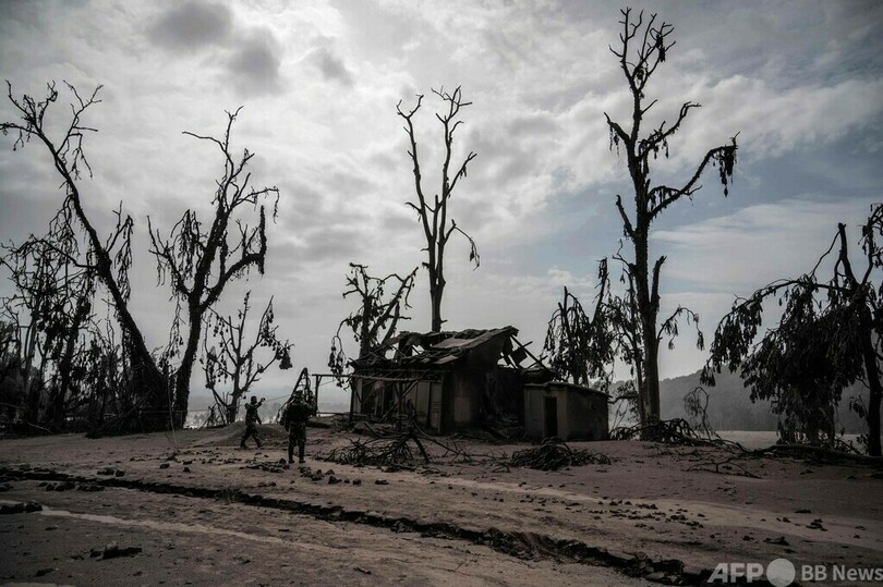 スメル山噴火で破壊された採砂の村 インドネシア