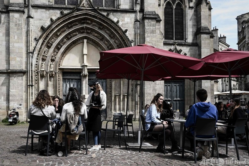 仏ボルドーで「非常に珍しい」変異株確認 ワクチン接種急ぐ