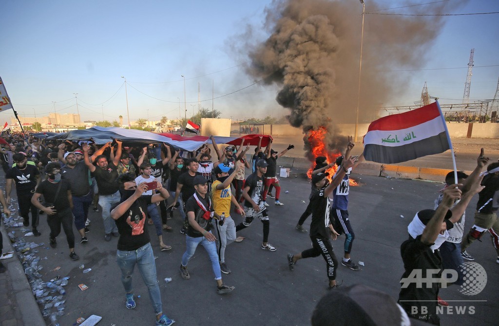 イラクの大規模デモ5日目 死者数が100人近くに 写真7枚 国際ニュース Afpbb News