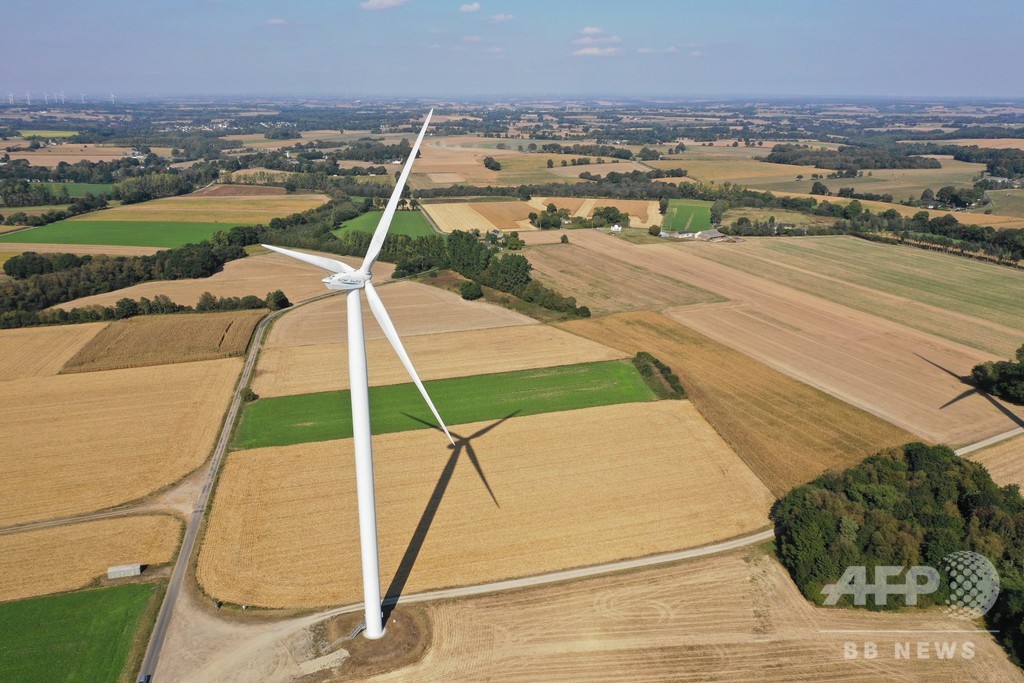 風力発電も気候変動の原因に、環境負荷は太陽光発電の約10倍 研究