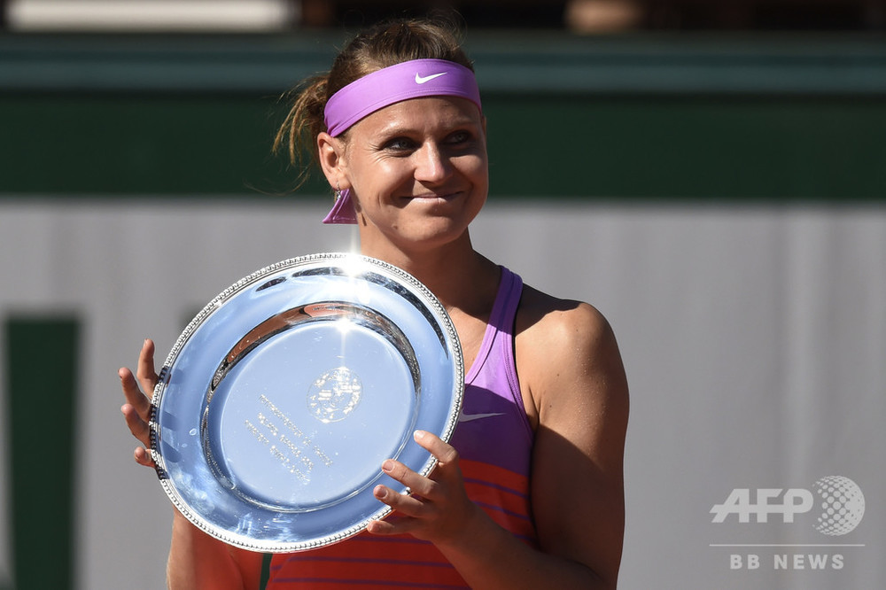 サファロバが現役生活に幕、元全仏OPファイナリスト 写真1枚 国際ニュース:AFPBB News