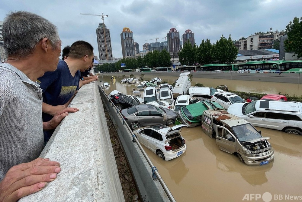 記録的豪雨の死者25人に 中国中部、世界遺産も被害