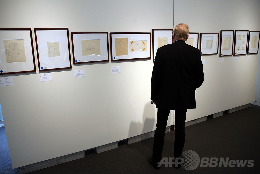 ジョン レノンのイラストや原稿 3億円で落札 Ny競売 国際ニュース Afpbb News ジョン レノンのイラストや原稿 3億円で落札 Ny競売 国際ニュース Afpbb News