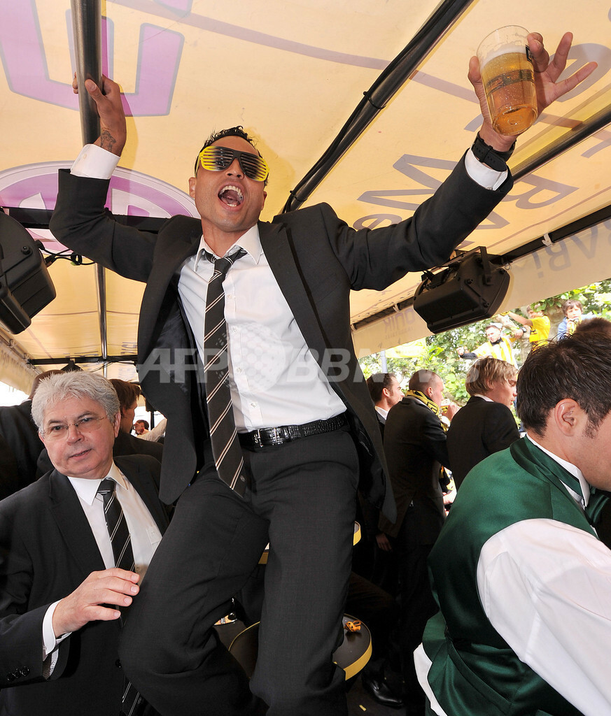 ブンデスリーガ制覇のドルトムント 市内で優勝パレード 国際ニュース Afpbb News