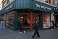 英ロンドン中心部のザ・ボディショップの店舗（2024年2月12日撮影）。(c)Daniel LEAL / AFP