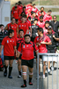 練習に向かう日本代表の選手たち。(c)AFP/LIONEL BONAVENTURE