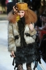 ニューヨーク市内ピエール ホテル（The Pierre Hotel）で開催された「ランバン フォー H&amp;M（Lanvin for H&amp;M）」のオートクチュール・ファッションショー（2010年11月18日撮影）。（c）AFP/Getty Images/Jamie McCarthy