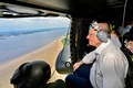 ブラジル・アマゾナス州のアマゾン川支流をヘリで視察するジェラルド・アルキミン副大統領。大統領府提供（2023年10月4日公開）。(c)AFP PHOTO / BRAZILIAN PRESIDENCY
