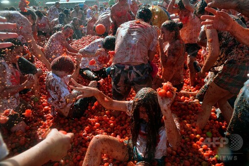 ★トマト祭★ 今年も豪快に！ コロンビアで恒例のトマト投げ祭り 写真18枚 国際
