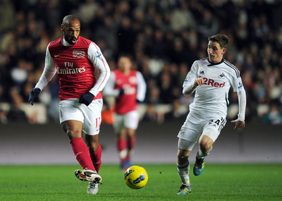 アーセナルがスウォンジーに敗戦、QPRはヒューズ監督初采配も黒星