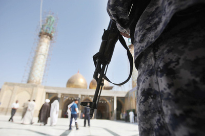 イラクの市場で自爆攻撃、20人死亡 ISが犯行声明