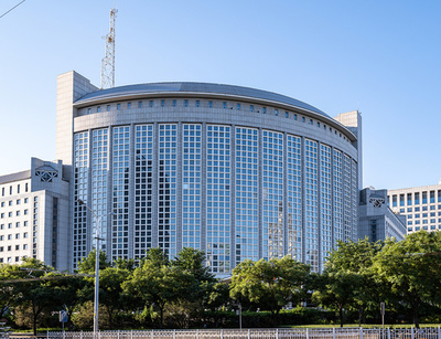 中国、三種類の居留許可を持つ外国人の入境許可