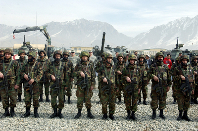 タリバン勢力、英軍撤退地域を制圧下か - アフガニスタン