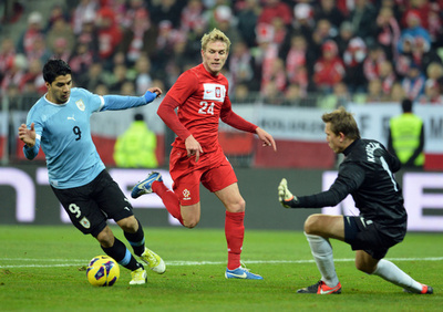 ウルグアイがポーランドに勝利、サッカー国際親善試合